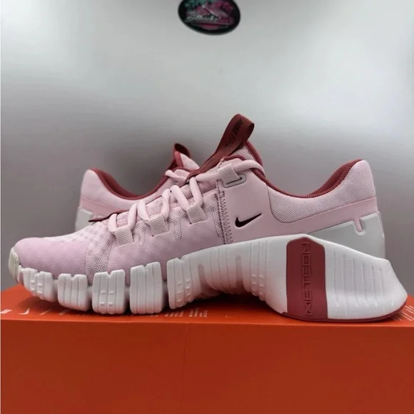Nike Free Metcon 5 Pink Foam BRAND NEW Multiple Sizes - Picture 6 of 8